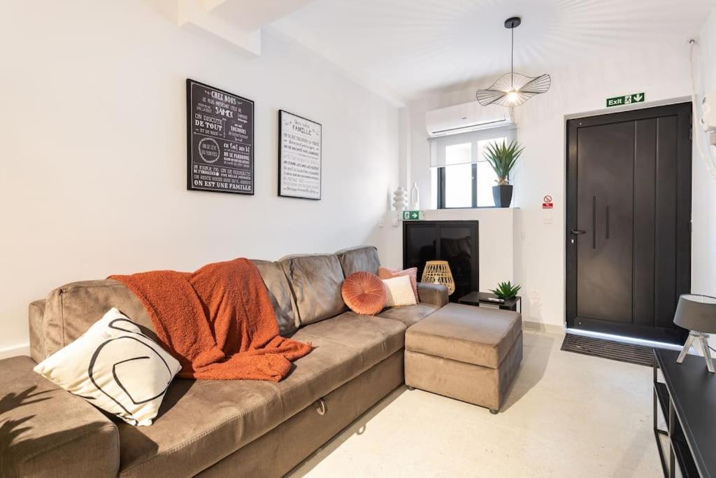 Boutique By Holi Apartament *